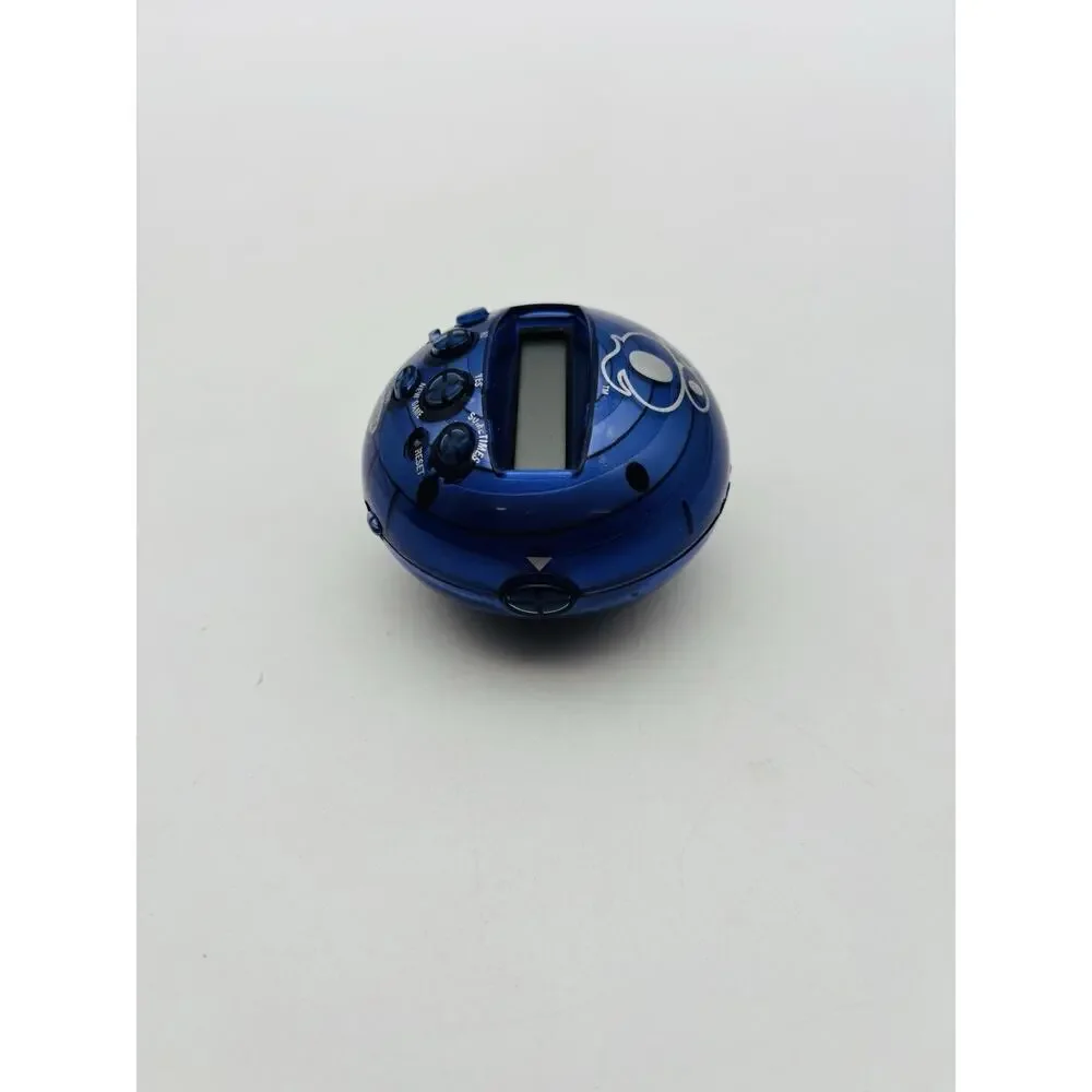 RADICA Handheld Game 20Q Battery Operated Blue 20 Questions 2009 Tested Works
